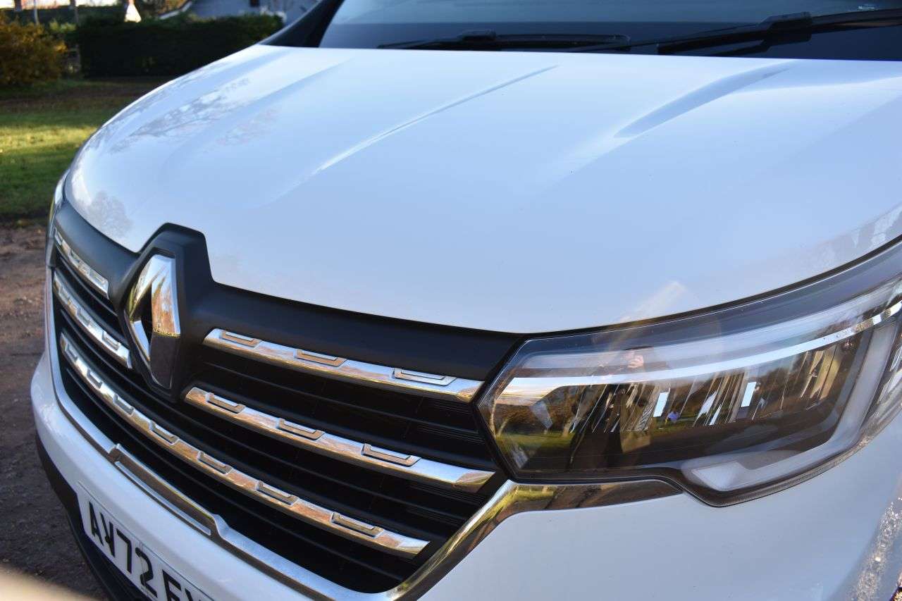 2022 RENAULT TRAFIC 2022 RENAULT TRAFIC