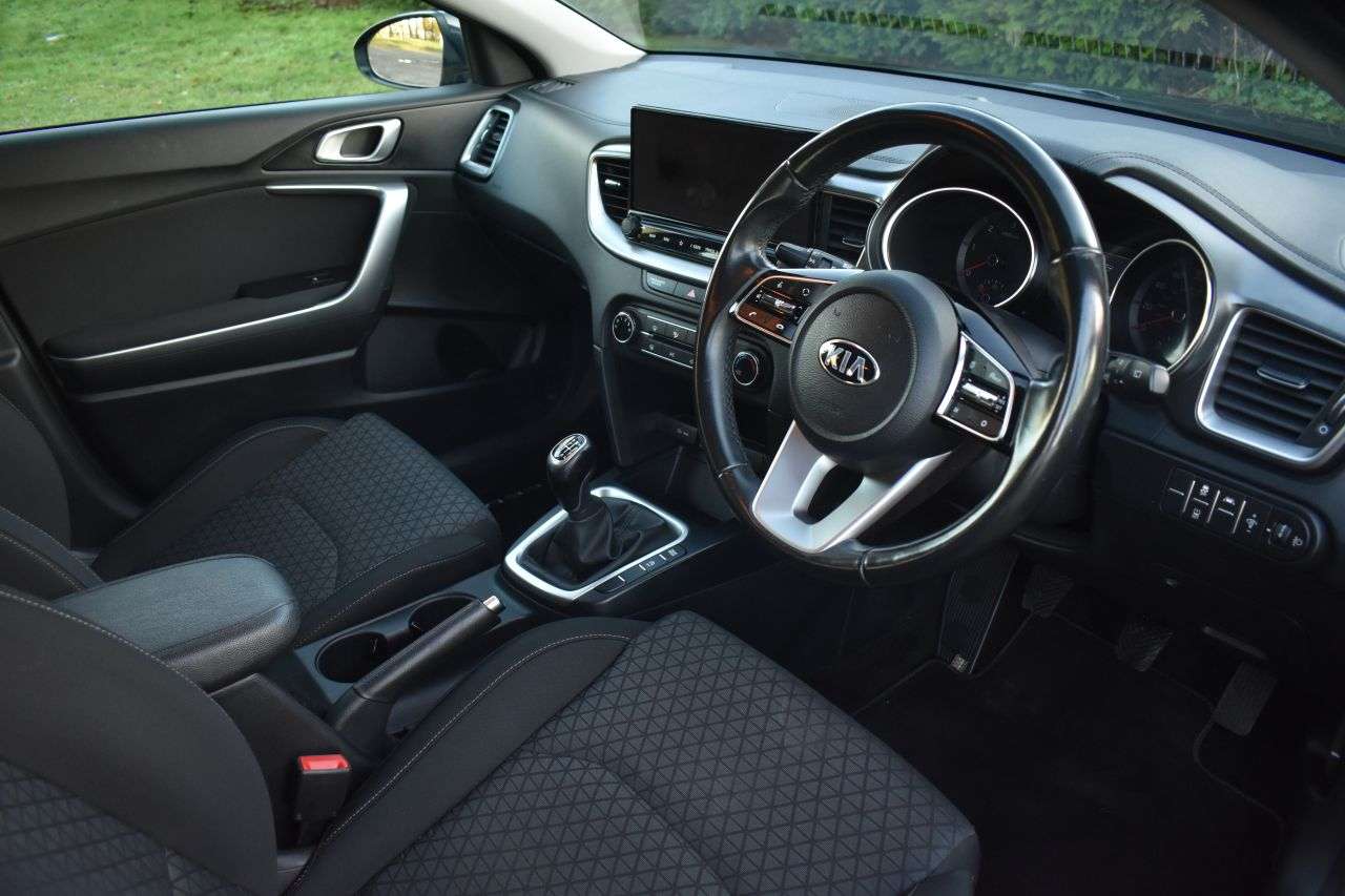 2021 KIA CEED 2021 KIA CEED