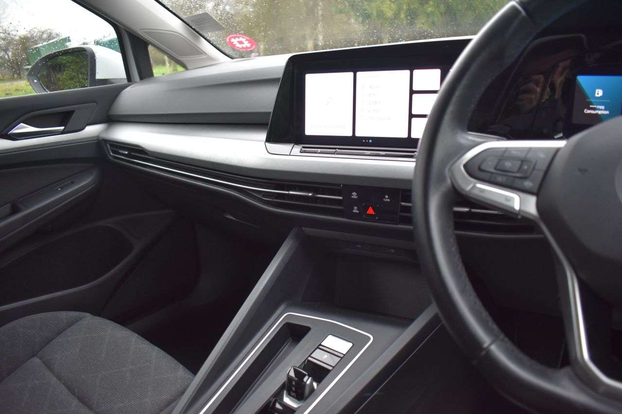 2020 VOLKSWAGEN GOLF 2020 VOLKSWAGEN GOLF