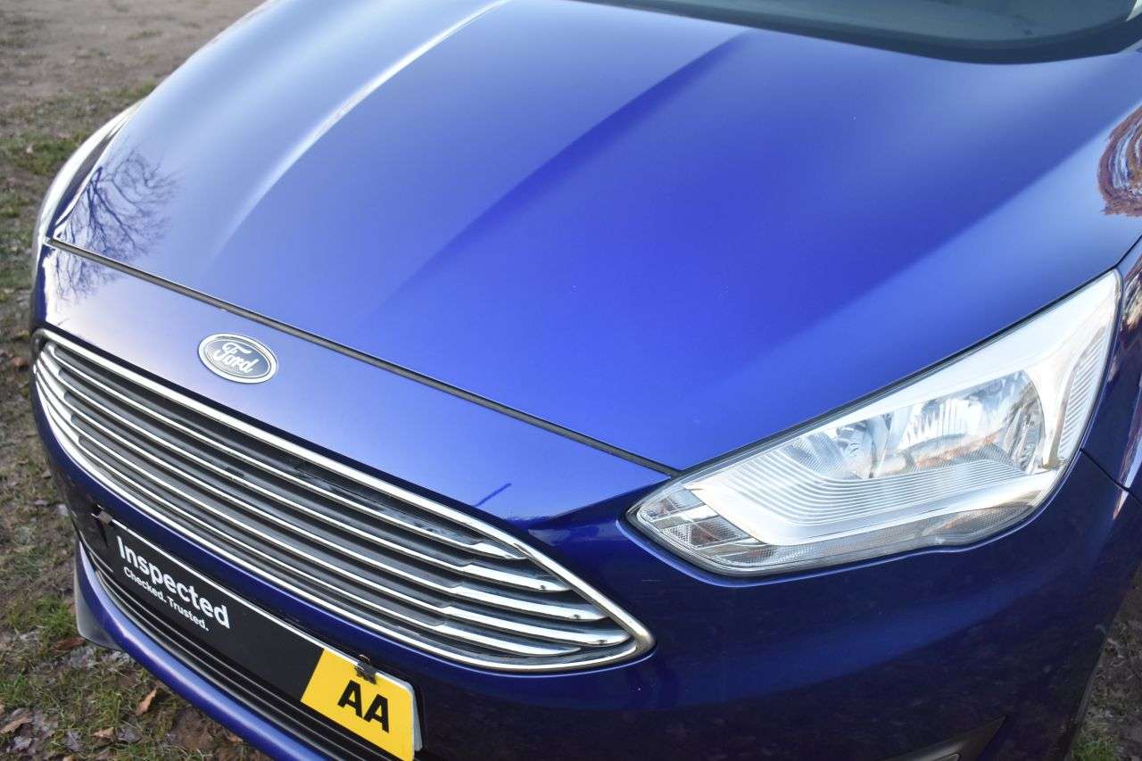 A 2016 FORD C-MAX 2.0 TDCi Titanium MPV 5dr Diesel Powershift Euro 6 (s/s) (Nav) (150 ps) *** A 2016 FORD C-MAX 2.0 TDCi Titanium MPV 5dr Diesel Powershift Euro 6 (s/s) (Nav) (150 ps) ***