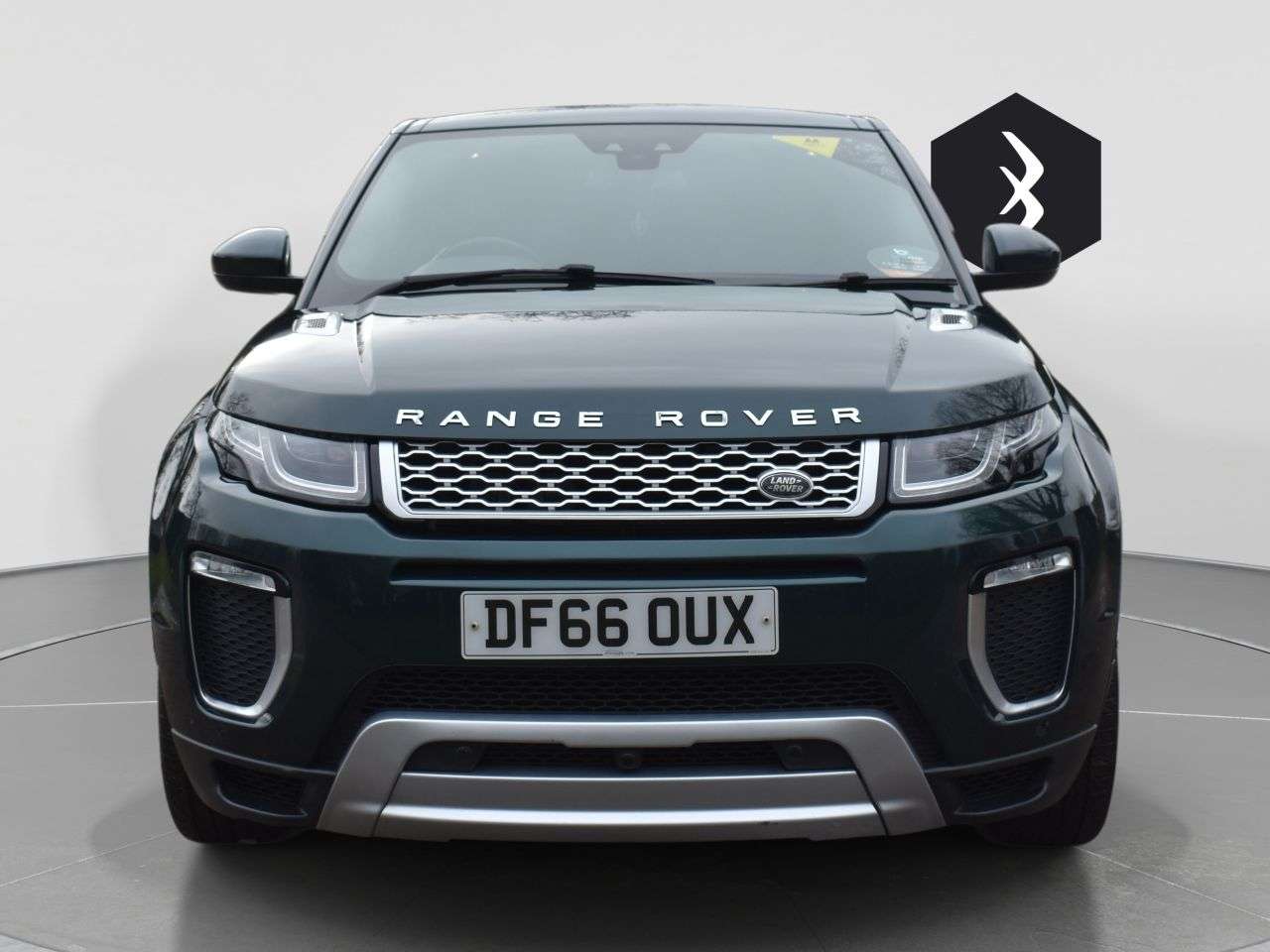A 2016 LAND ROVER RANGE ROVER EVOQUE 2.0 TD4 Autobiography SUV 5dr Diesel Auto 4WD Euro 6 (s/s) (180 ps) ***128 A 2016 LAND ROVER RANGE ROVER EVOQUE 2.0 TD4 Autobiography SUV 5dr Diesel Auto 4WD Euro 6 (s/s) (180 ps) ***128