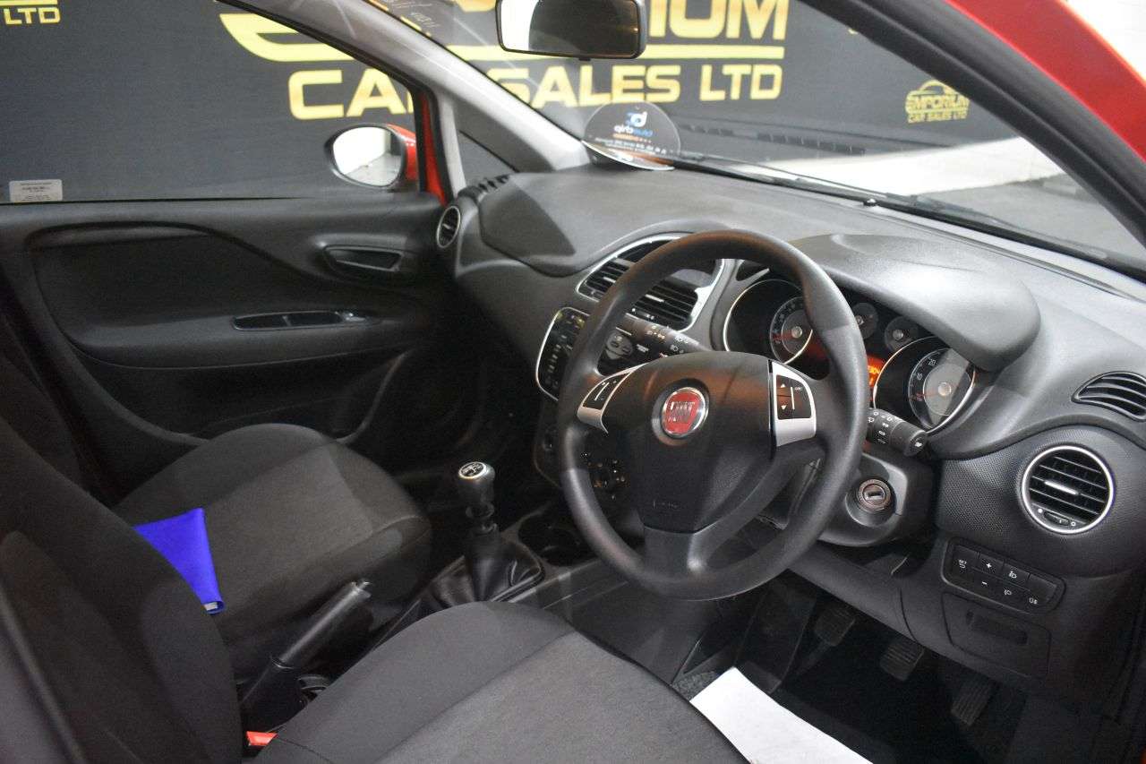 2016 FIAT PUNTO 2016 FIAT PUNTO