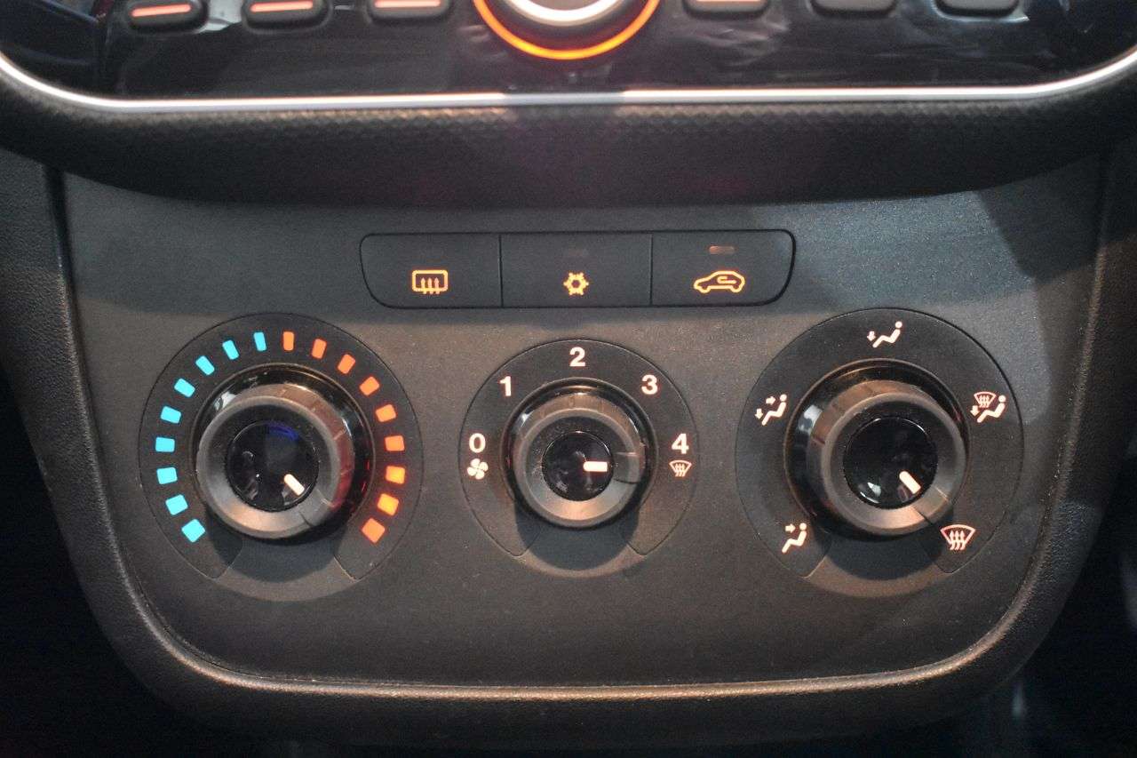 2016 FIAT PUNTO 2016 FIAT PUNTO