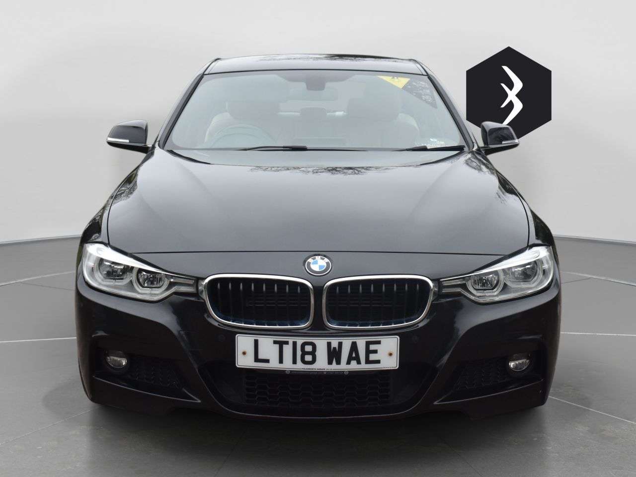 A 2018 BMW 3 SERIES 2.0 330e 7.6kWh M Sport Saloon 4dr Petrol Plug-in Hybrid Auto Euro 6 (s/s) A 2018 BMW 3 SERIES 2.0 330e 7.6kWh M Sport Saloon 4dr Petrol Plug-in Hybrid Auto Euro 6 (s/s)