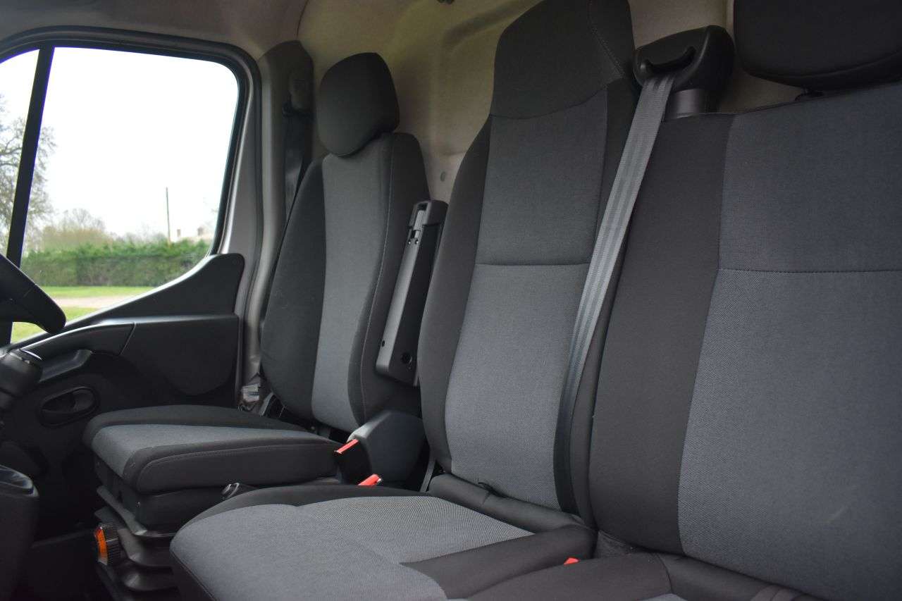 2023 RENAULT MASTER 2023 RENAULT MASTER