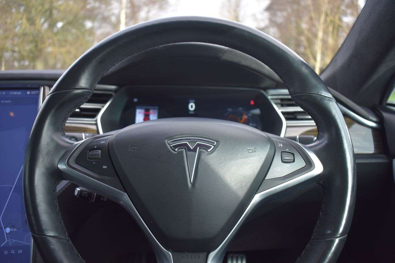 2015 TESLA MODEL S 2015 TESLA MODEL S