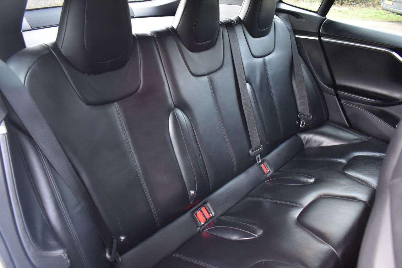 2015 TESLA MODEL S 2015 TESLA MODEL S