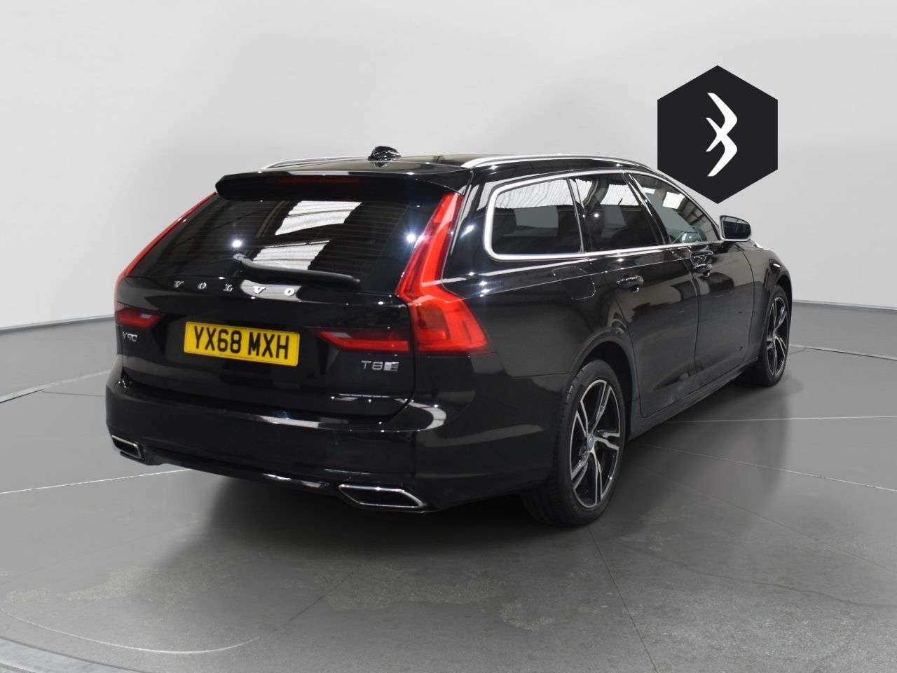 2019 VOLVO V90 2019 VOLVO V90