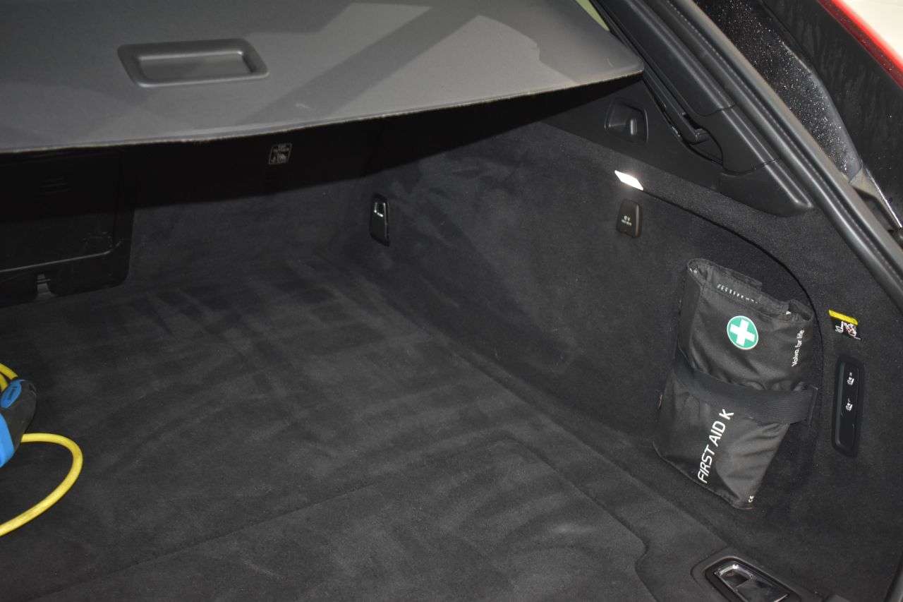 2019 VOLVO V90 2019 VOLVO V90