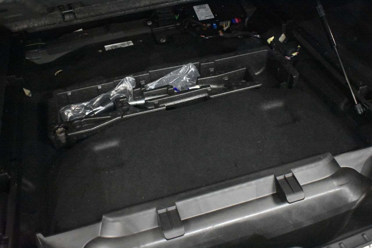 2019 VOLVO V90 2019 VOLVO V90