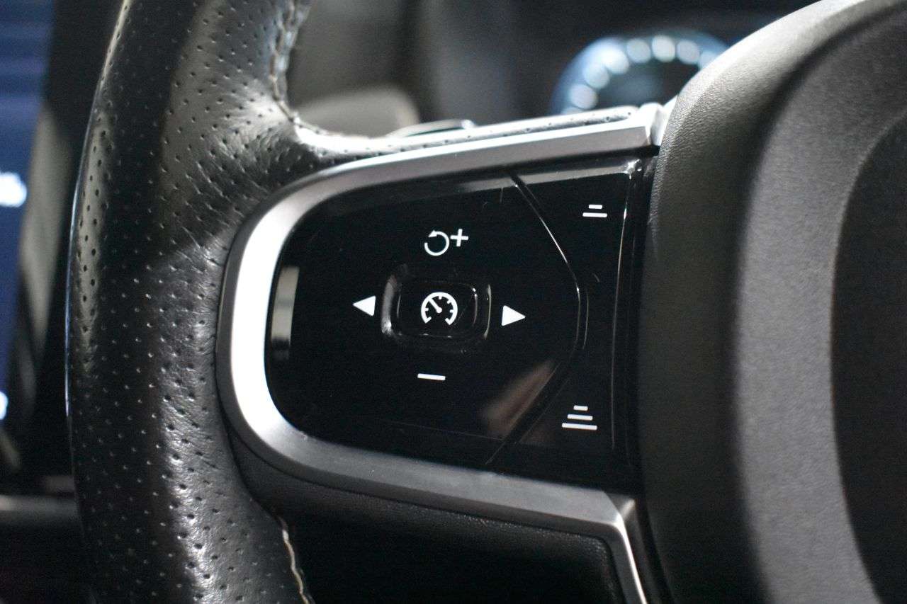 2019 VOLVO V90 2019 VOLVO V90