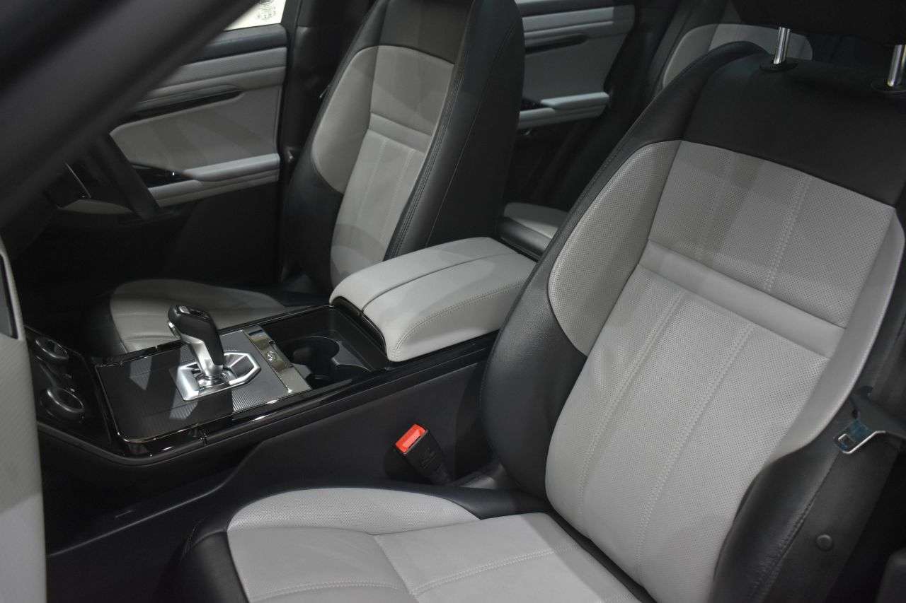 2021 LAND ROVER RANGE ROVER EVOQUE 2021 LAND ROVER RANGE ROVER EVOQUE