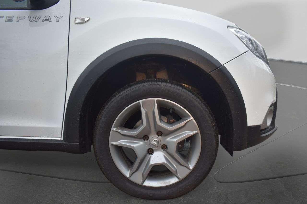 2017 DACIA SANDERO STEPWAY 2017 DACIA SANDERO STEPWAY