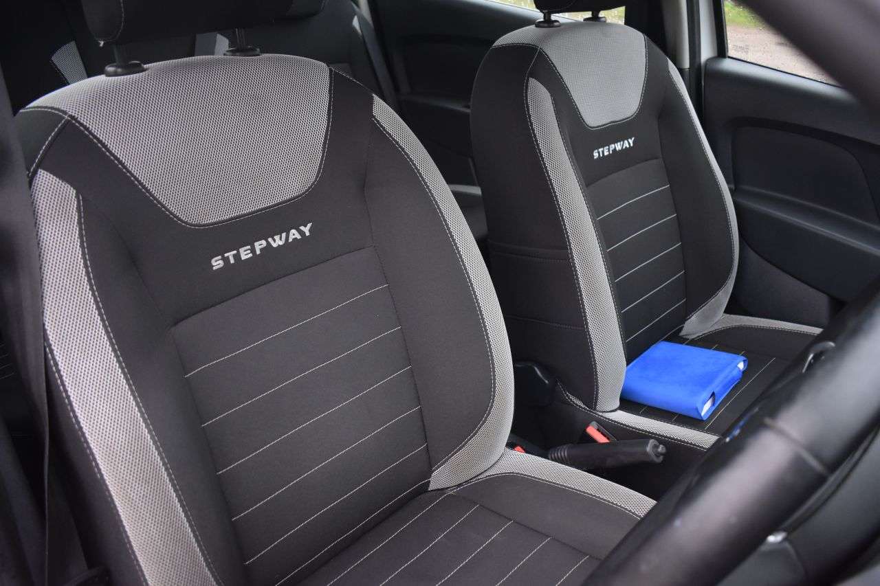 2017 DACIA SANDERO STEPWAY 2017 DACIA SANDERO STEPWAY