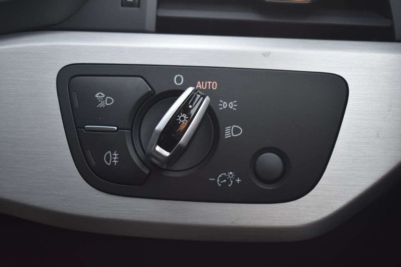 2016 AUDI A4 AVANT 2016 AUDI A4 AVANT