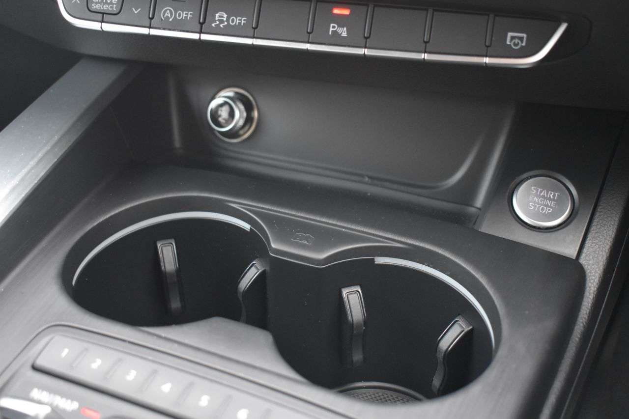 2016 AUDI A4 AVANT 2016 AUDI A4 AVANT