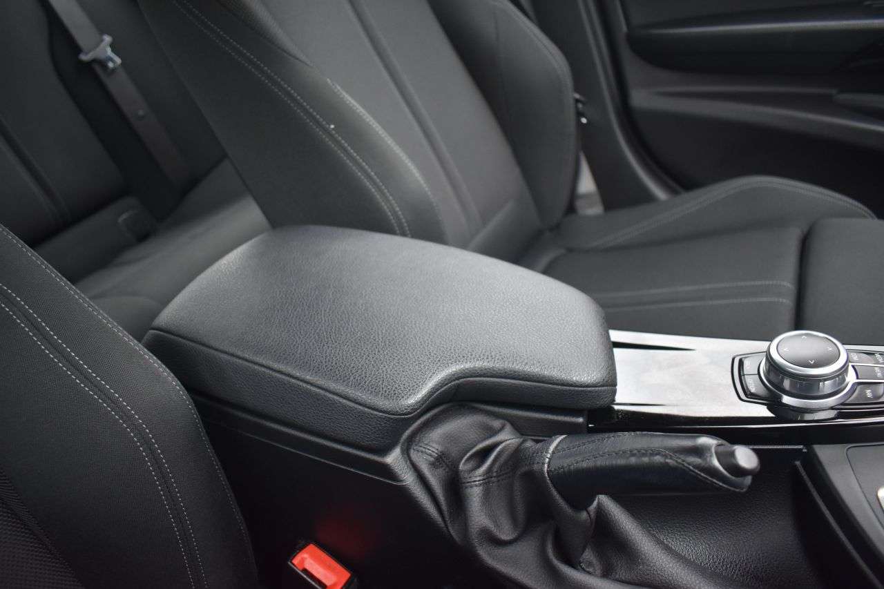 2018 BMW 3 SERIES 2018 BMW 3 SERIES