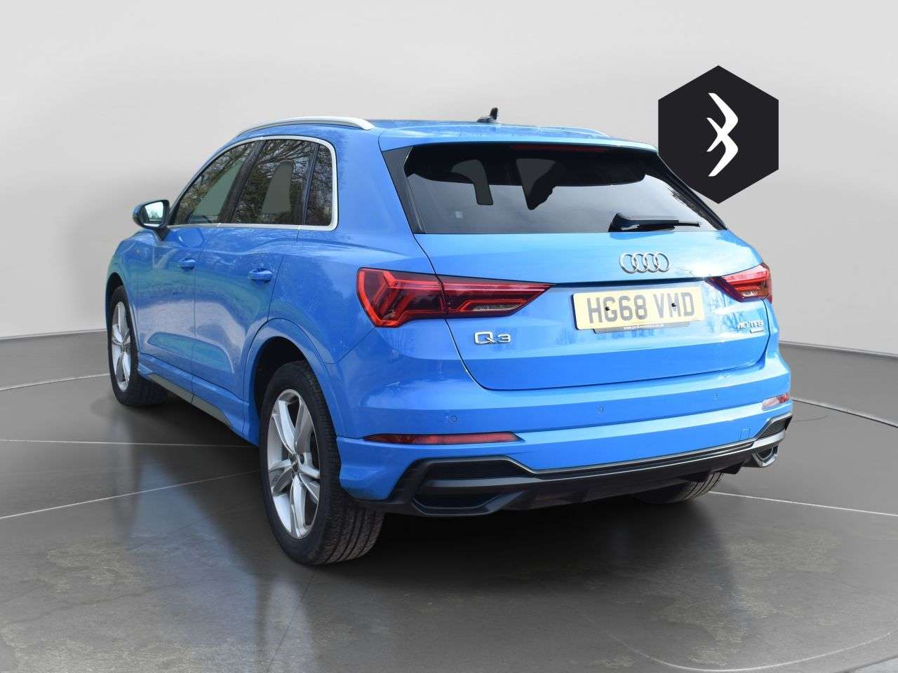 2019 AUDI Q3 2019 AUDI Q3