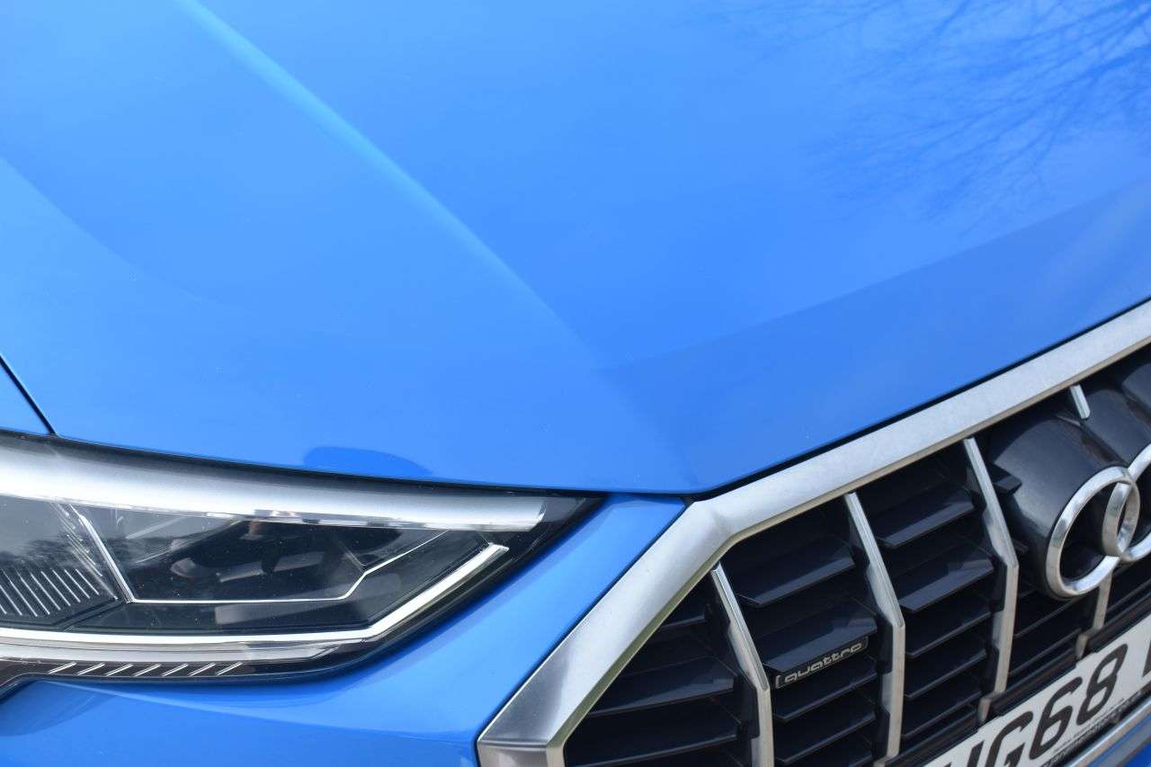 A 2019 AUDI Q3 2.0 TFSI 40 S line SUV 5dr Petrol S Tronic quattro Euro 6 (s/s) (190 ps) ** A 2019 AUDI Q3 2.0 TFSI 40 S line SUV 5dr Petrol S Tronic quattro Euro 6 (s/s) (190 ps) **