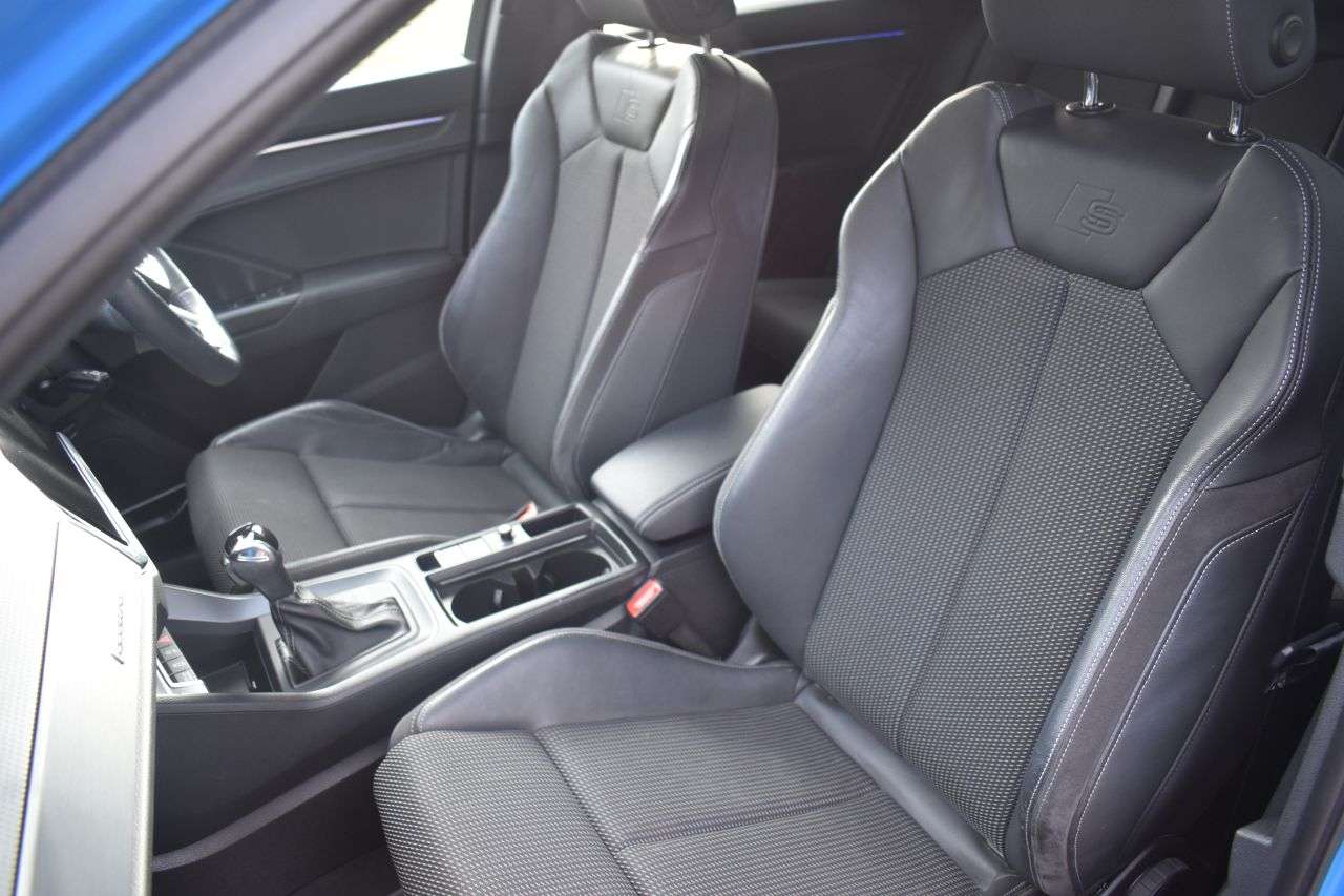 2019 AUDI Q3 2019 AUDI Q3