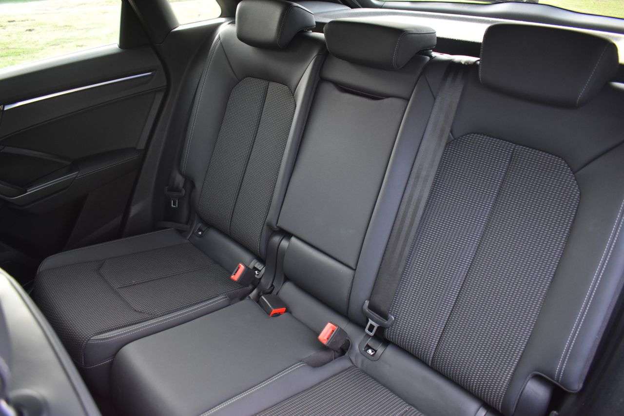 2019 AUDI Q3 2019 AUDI Q3