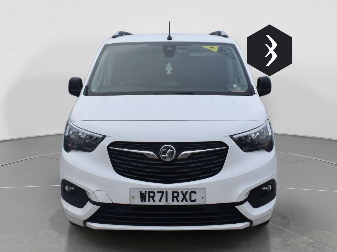A 2022 VAUXHALL COMBO 1.5 Turbo D 2300 Sportive Panel Van 4dr Diesel Manual L2 H1 Euro 6 (100 ps) A 2022 VAUXHALL COMBO 1.5 Turbo D 2300 Sportive Panel Van 4dr Diesel Manual L2 H1 Euro 6 (100 ps)