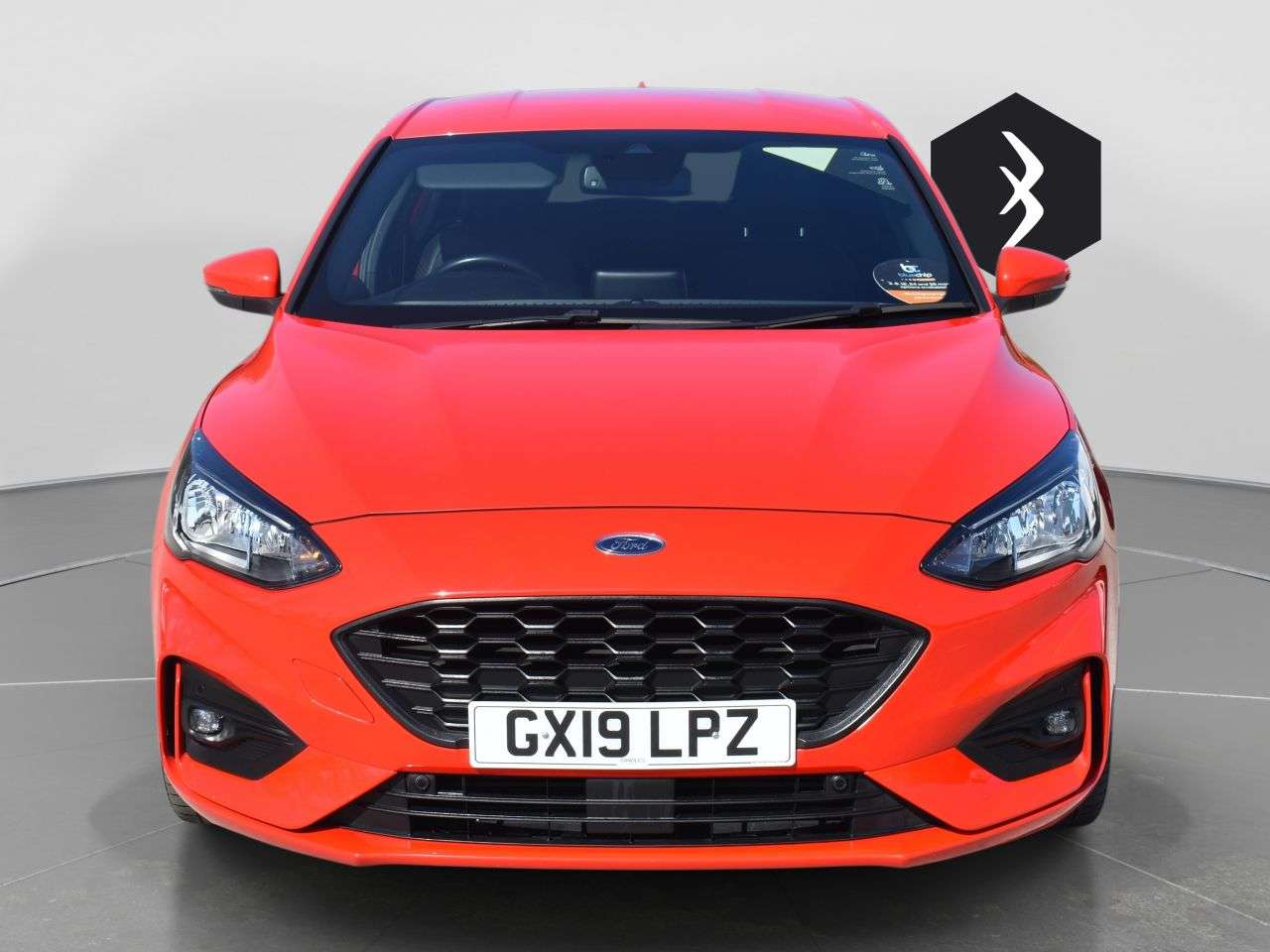 A 2019 FORD FOCUS 1.0T EcoBoost ST-Line X Hatchback 5dr Petrol Manual Euro 6 (s/s) (125 ps) * A 2019 FORD FOCUS 1.0T EcoBoost ST-Line X Hatchback 5dr Petrol Manual Euro 6 (s/s) (125 ps) *