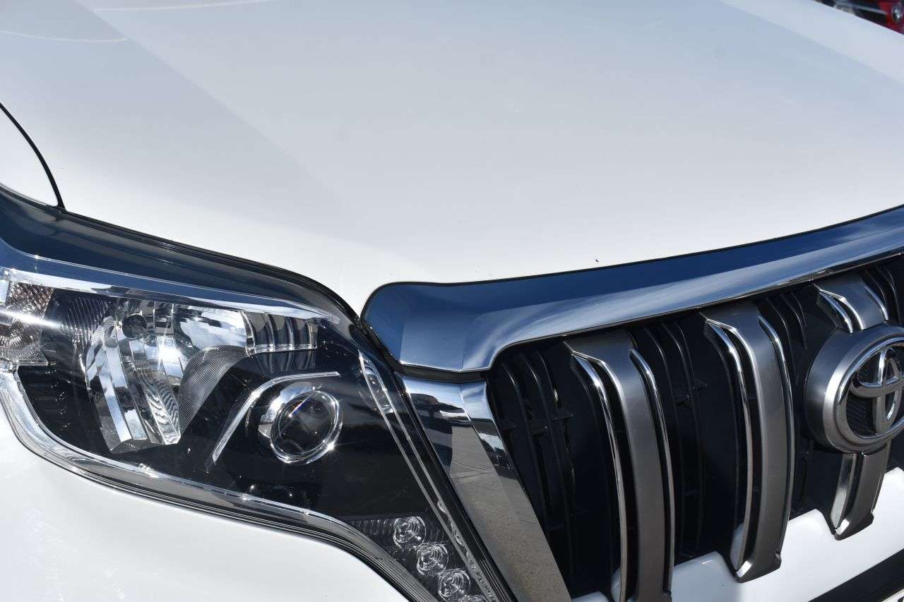 A 2014 TOYOTA LAND CRUISER 3.0 D-4D Icon SUV 5dr Diesel Auto 4WD Euro 5 (7 Seats) (190 ps) ***128 AA C A 2014 TOYOTA LAND CRUISER 3.0 D-4D Icon SUV 5dr Diesel Auto 4WD Euro 5 (7 Seats) (190 ps) ***128 AA C