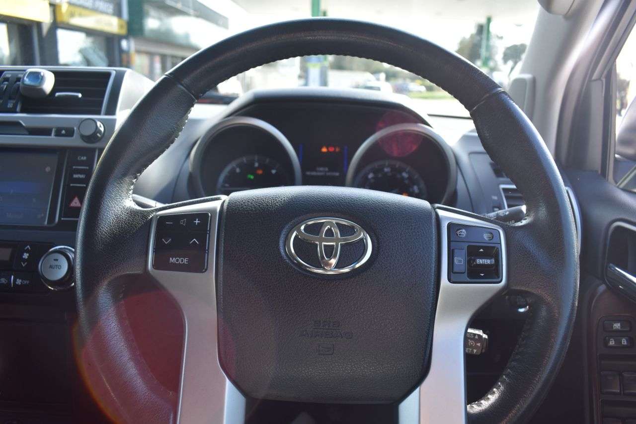 2014 TOYOTA LAND CRUISER 2014 TOYOTA LAND CRUISER