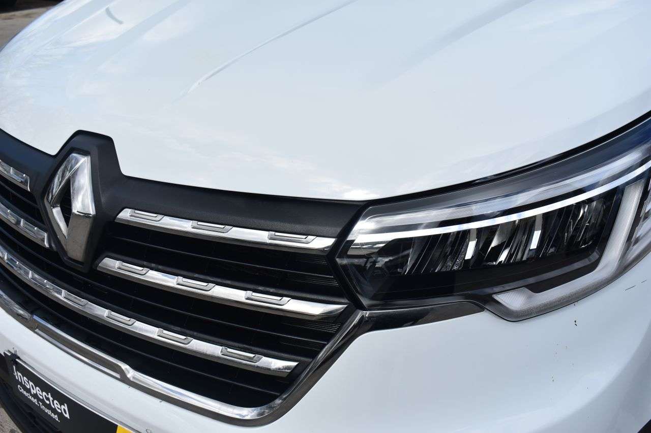 A 2023 RENAULT TRAFIC 2.0 dCi Blue LL30 Advance Panel Van 5dr Diesel Manual L2 H1 Euro 6 (s/s) (1 A 2023 RENAULT TRAFIC 2.0 dCi Blue LL30 Advance Panel Van 5dr Diesel Manual L2 H1 Euro 6 (s/s) (1