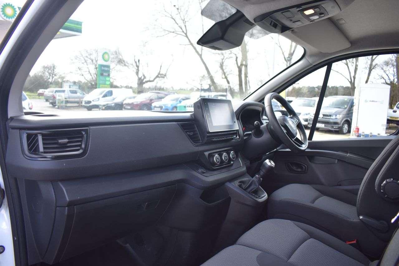 2023 RENAULT TRAFIC 2023 RENAULT TRAFIC