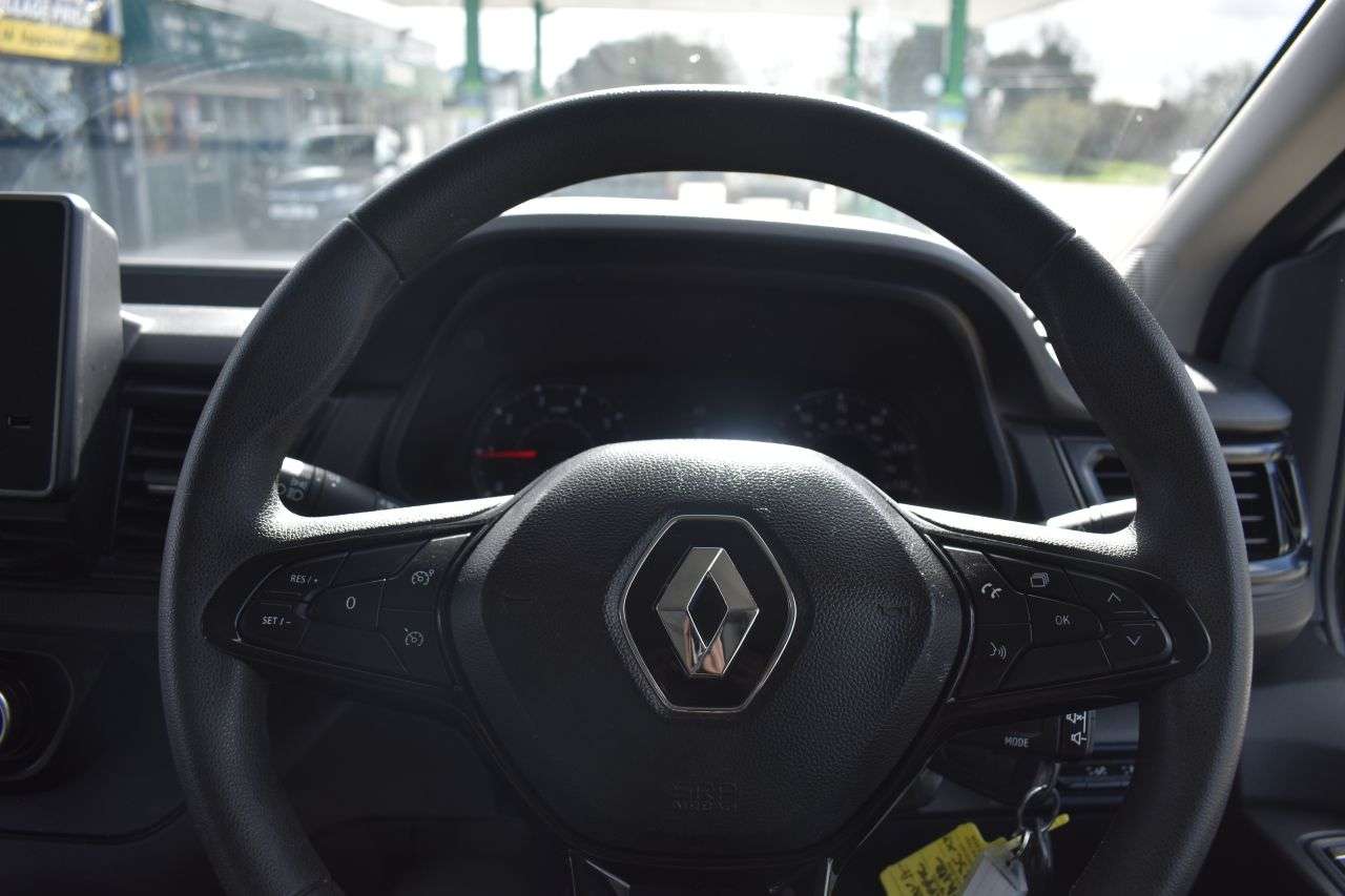 2023 RENAULT TRAFIC 2023 RENAULT TRAFIC