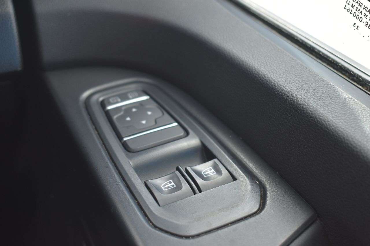 2023 RENAULT TRAFIC 2023 RENAULT TRAFIC