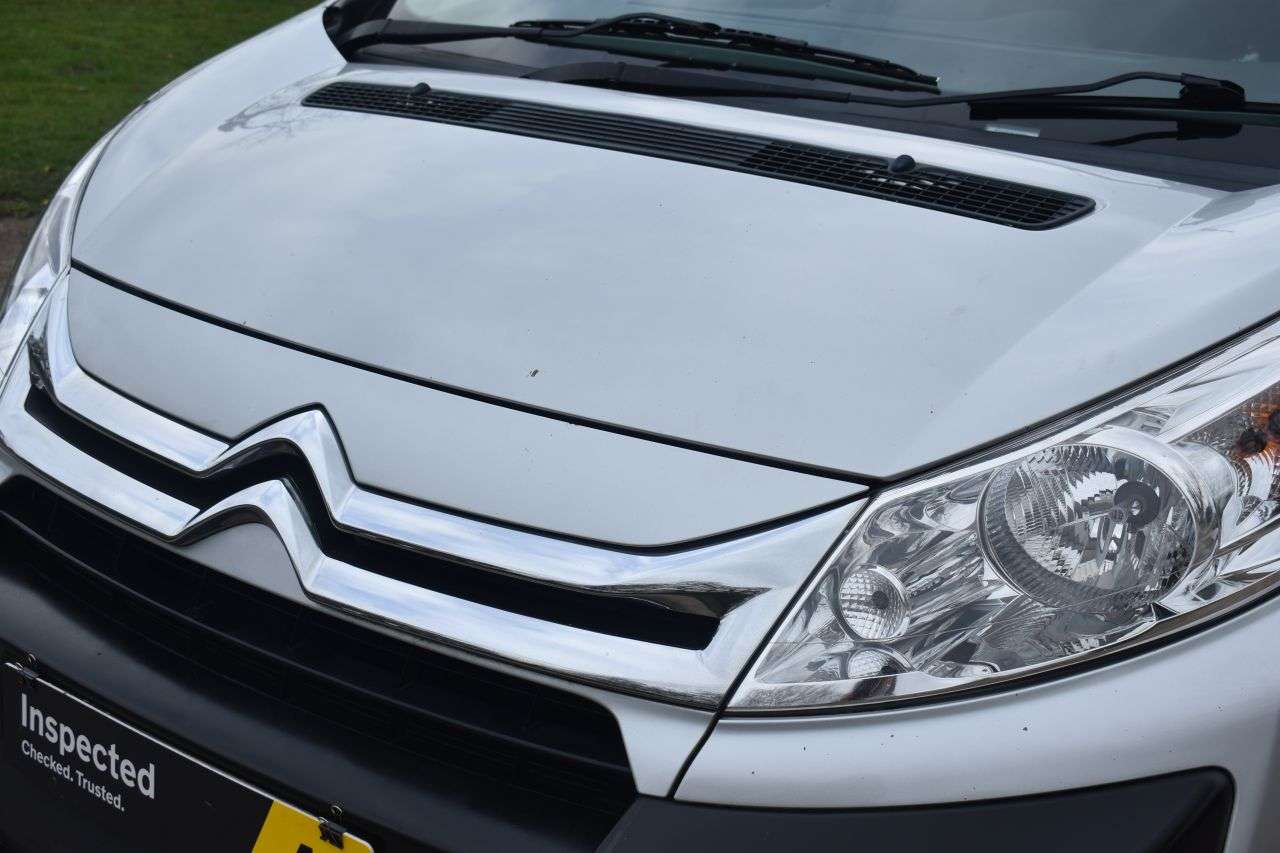 A 2016 CITROEN DISPATCH 2.0 1200 HDi Enterprise Panel Van 5dr Diesel Manual FWD L2 H1 (168 g/km, 12 A 2016 CITROEN DISPATCH 2.0 1200 HDi Enterprise Panel Van 5dr Diesel Manual FWD L2 H1 (168 g/km, 12