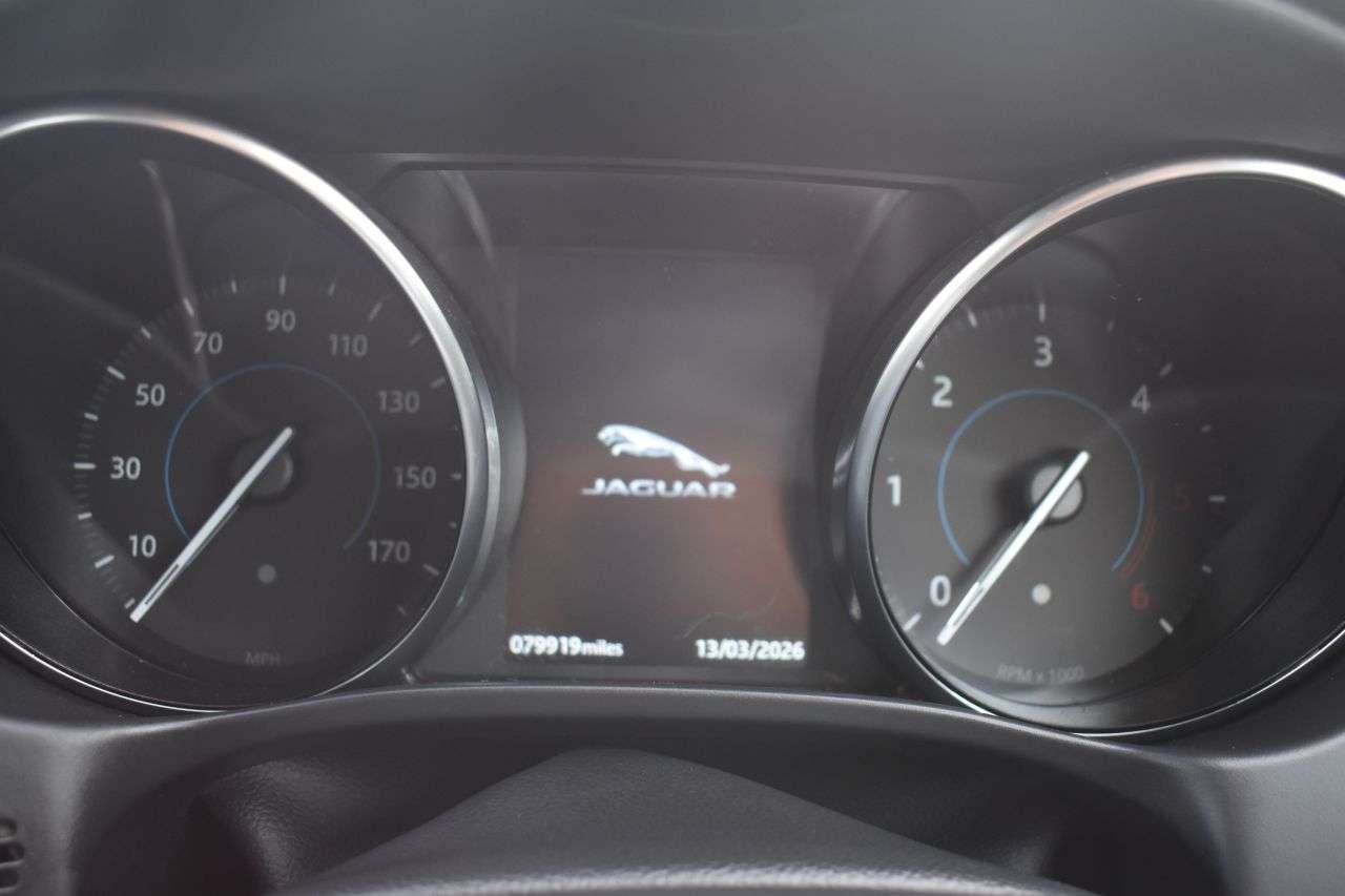 2019 JAGUAR XE 2019 JAGUAR XE