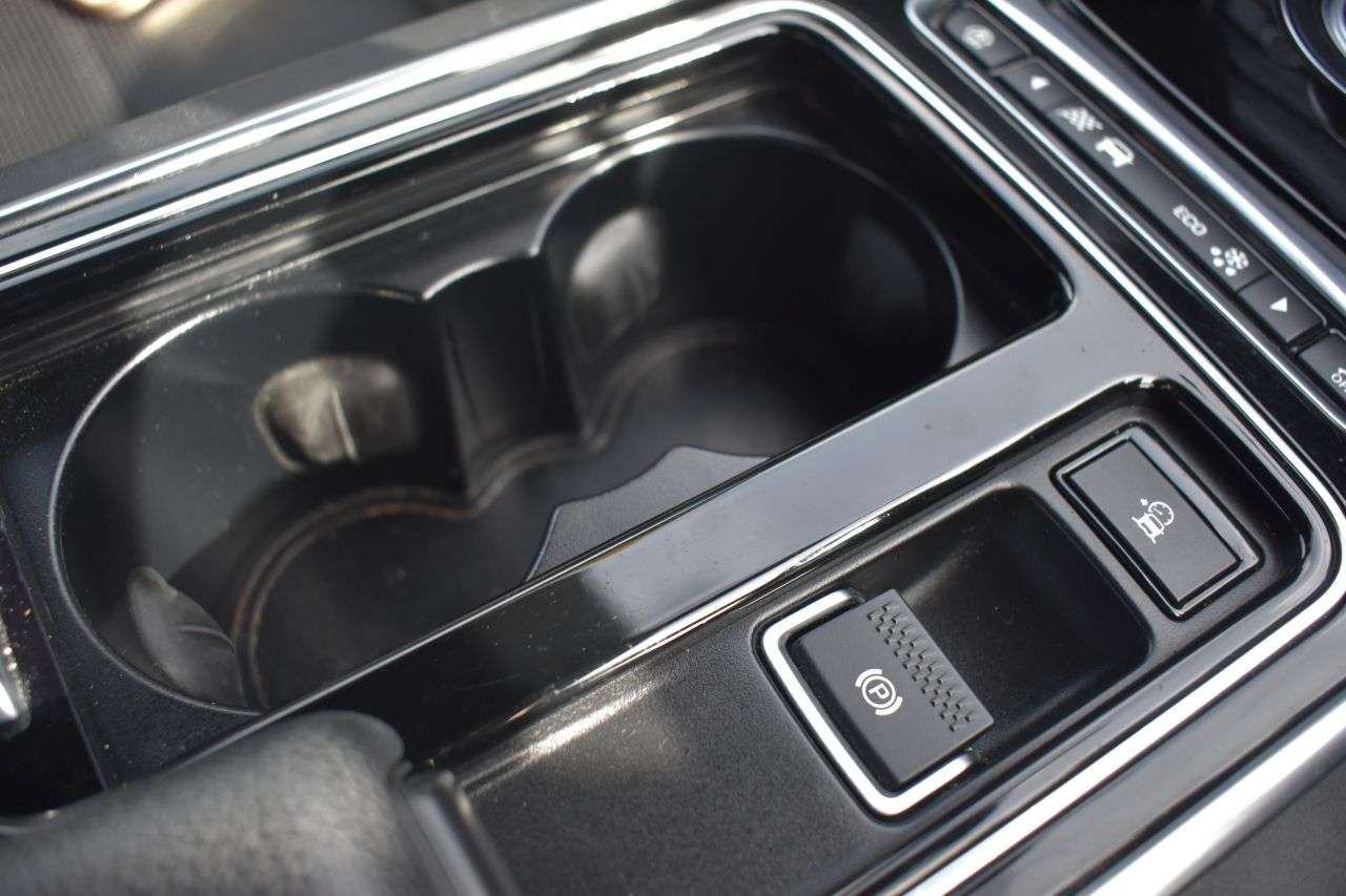 2019 JAGUAR XE 2019 JAGUAR XE