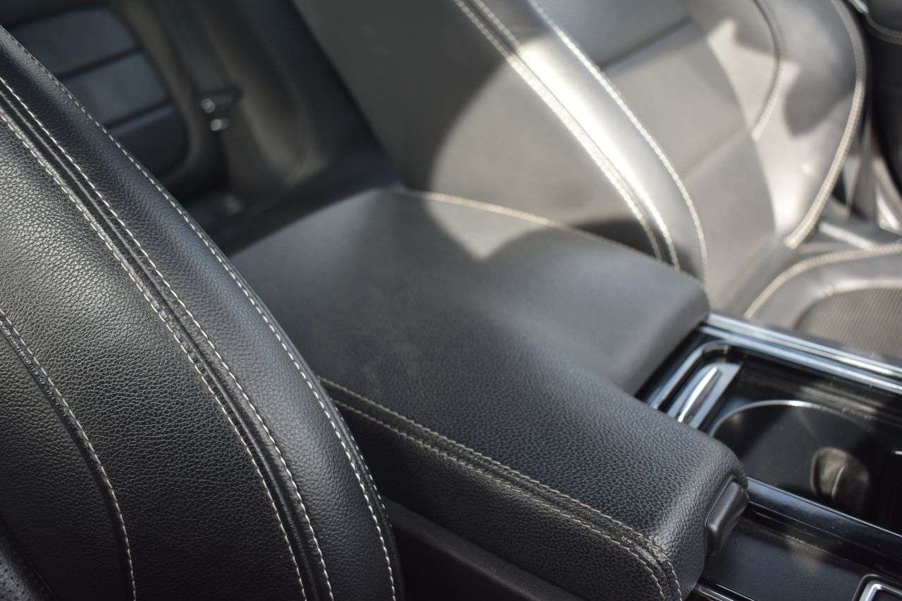 2019 JAGUAR XE 2019 JAGUAR XE