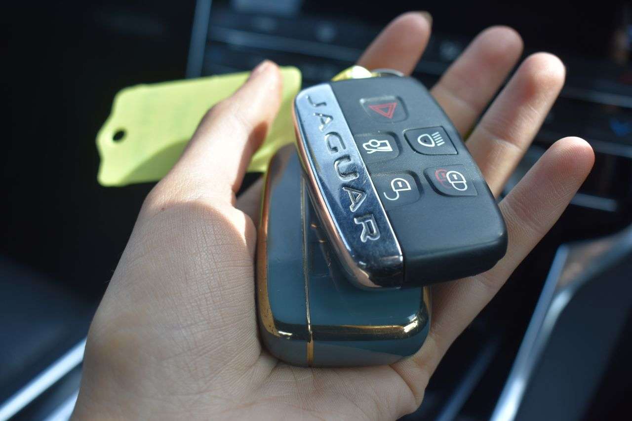 2019 JAGUAR XE 2019 JAGUAR XE