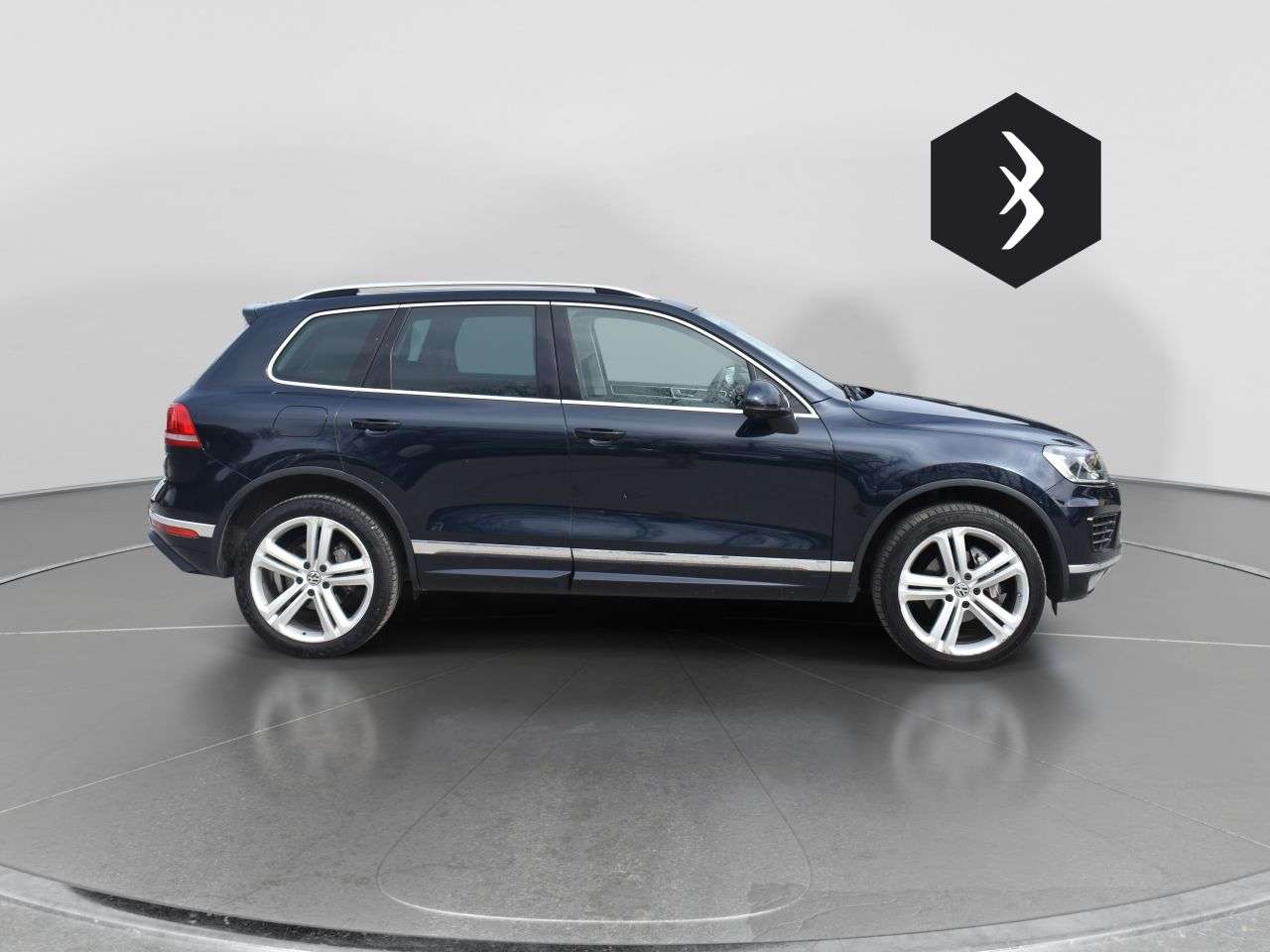 2017 VOLKSWAGEN TOUAREG 2017 VOLKSWAGEN TOUAREG
