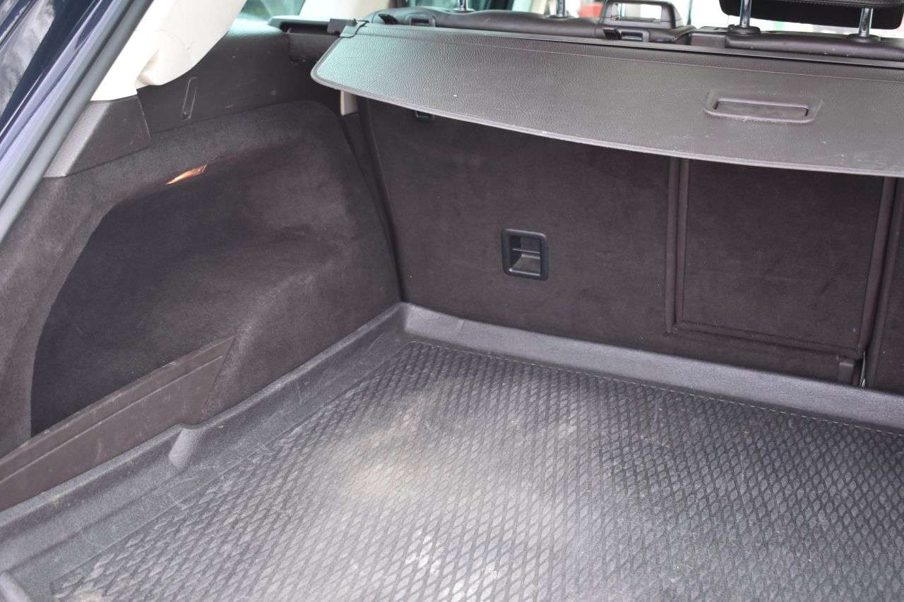 2017 VOLKSWAGEN TOUAREG 2017 VOLKSWAGEN TOUAREG