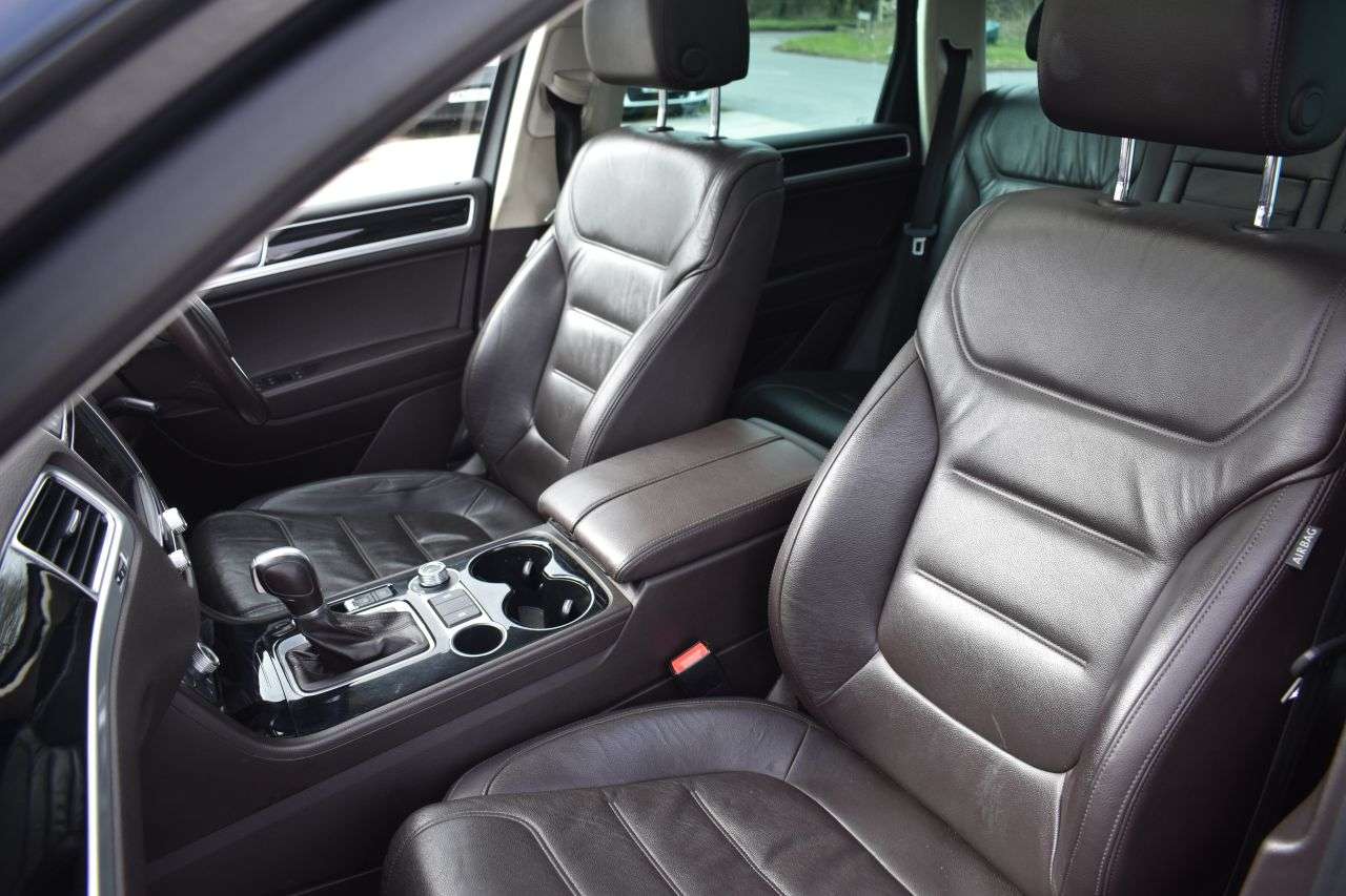 2017 VOLKSWAGEN TOUAREG 2017 VOLKSWAGEN TOUAREG