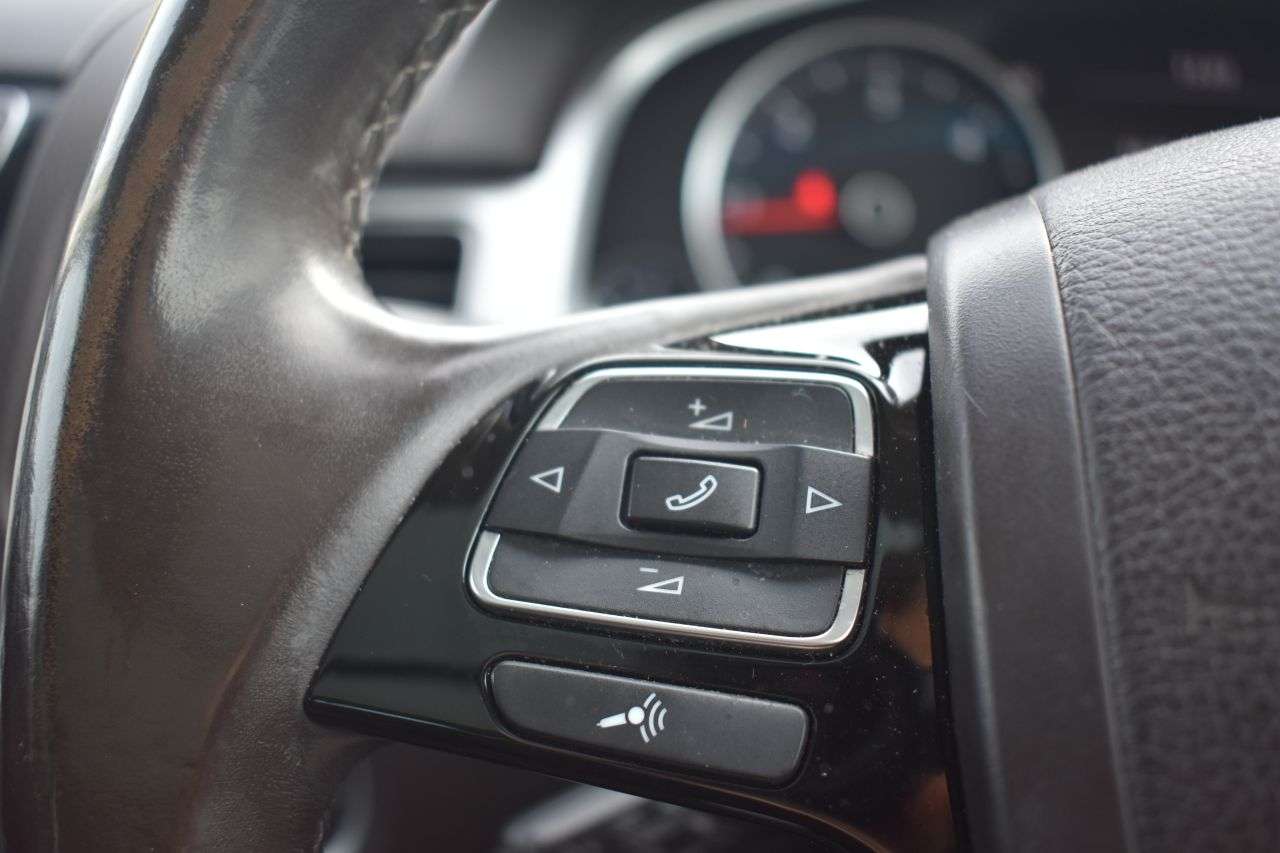 2017 VOLKSWAGEN TOUAREG 2017 VOLKSWAGEN TOUAREG