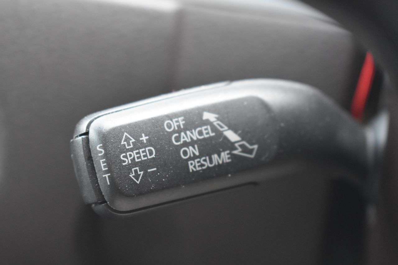 2017 VOLKSWAGEN TOUAREG 2017 VOLKSWAGEN TOUAREG