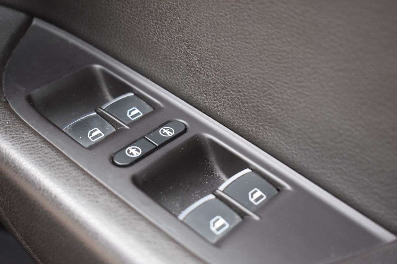 2017 VOLKSWAGEN TOUAREG 2017 VOLKSWAGEN TOUAREG