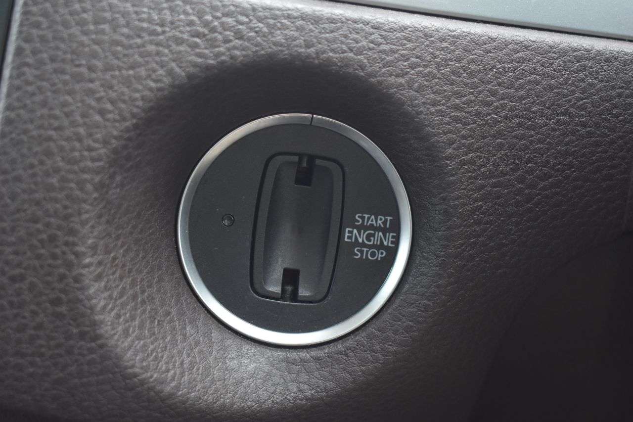 2017 VOLKSWAGEN TOUAREG 2017 VOLKSWAGEN TOUAREG