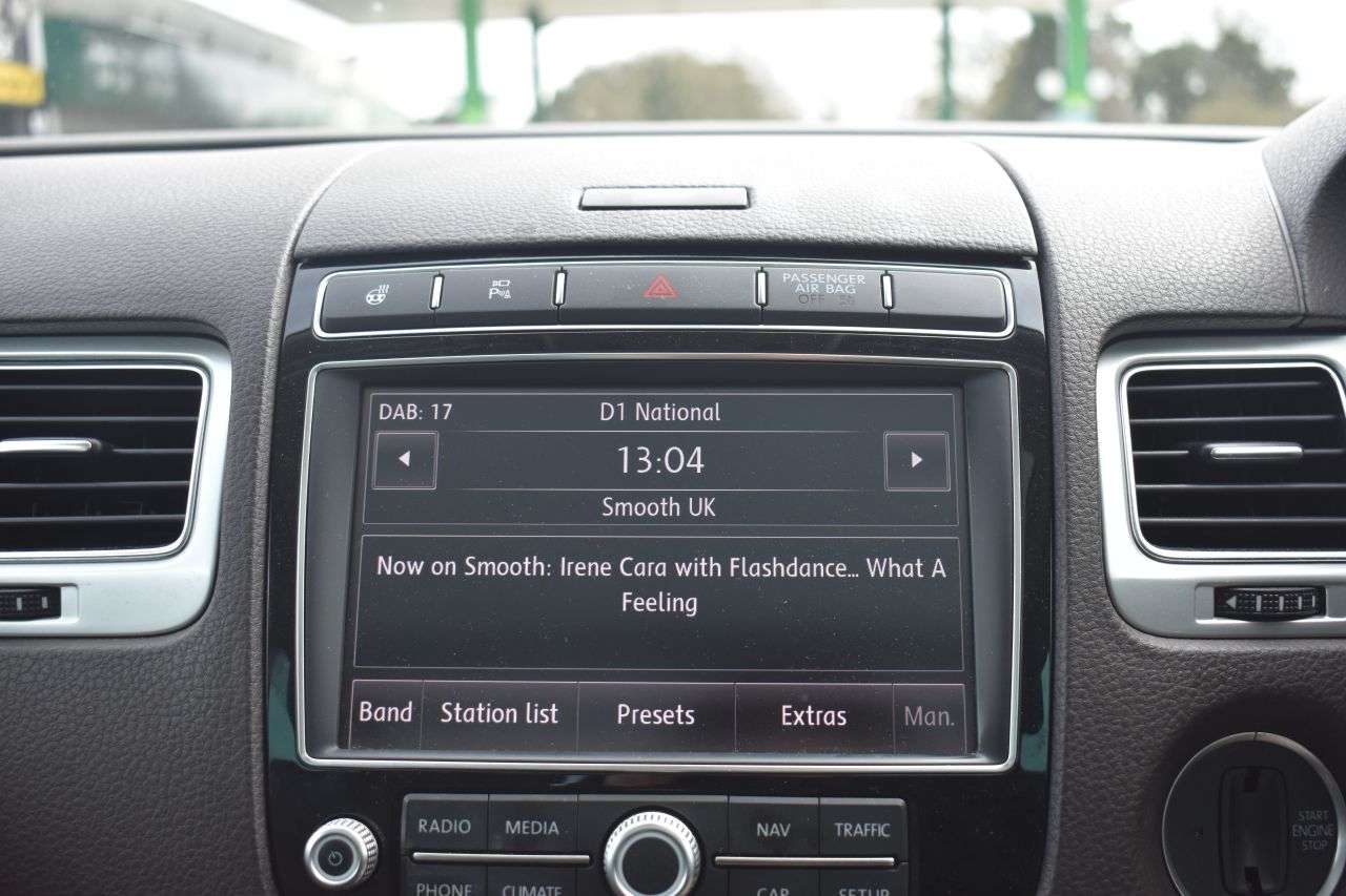 2017 VOLKSWAGEN TOUAREG 2017 VOLKSWAGEN TOUAREG