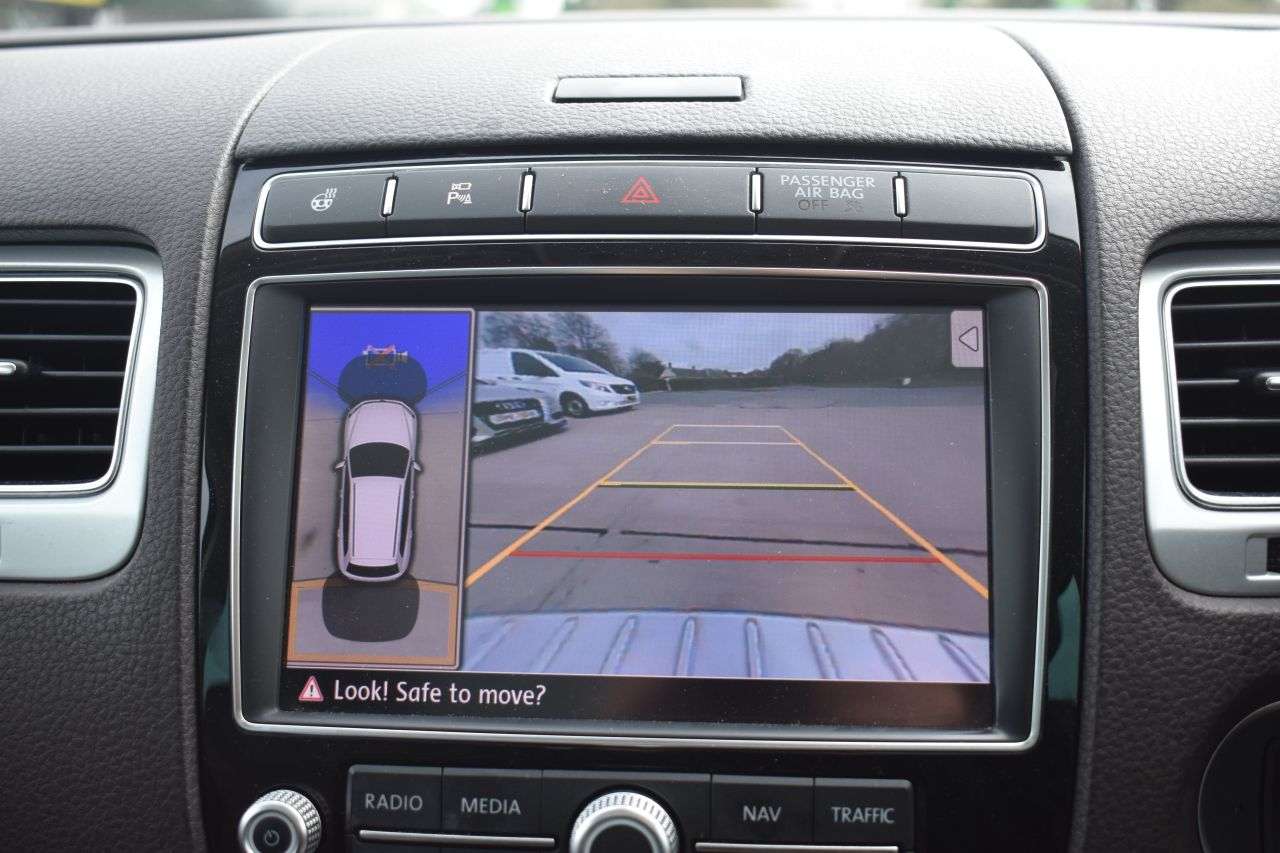 2017 VOLKSWAGEN TOUAREG 2017 VOLKSWAGEN TOUAREG