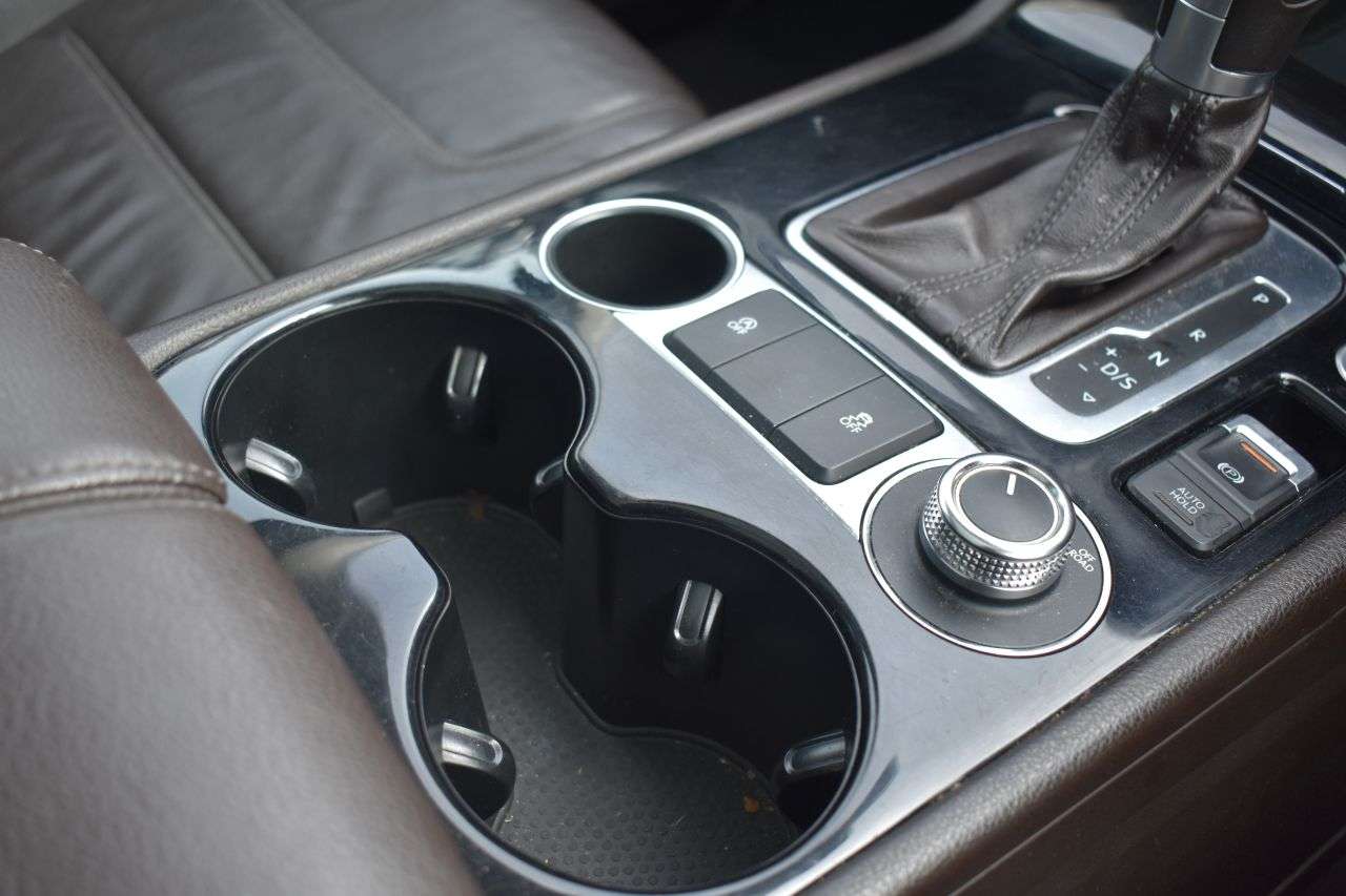 2017 VOLKSWAGEN TOUAREG 2017 VOLKSWAGEN TOUAREG