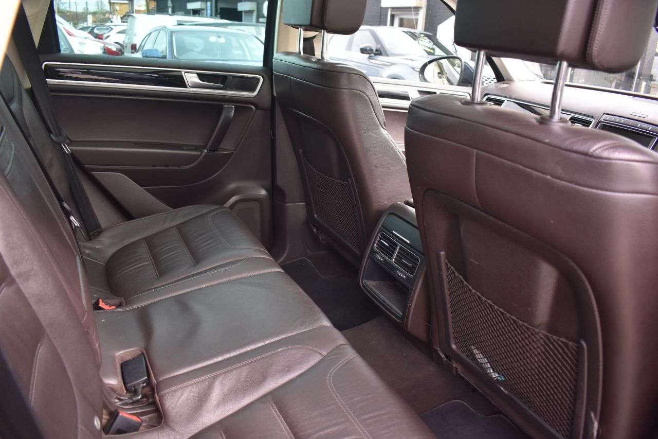 2017 VOLKSWAGEN TOUAREG 2017 VOLKSWAGEN TOUAREG