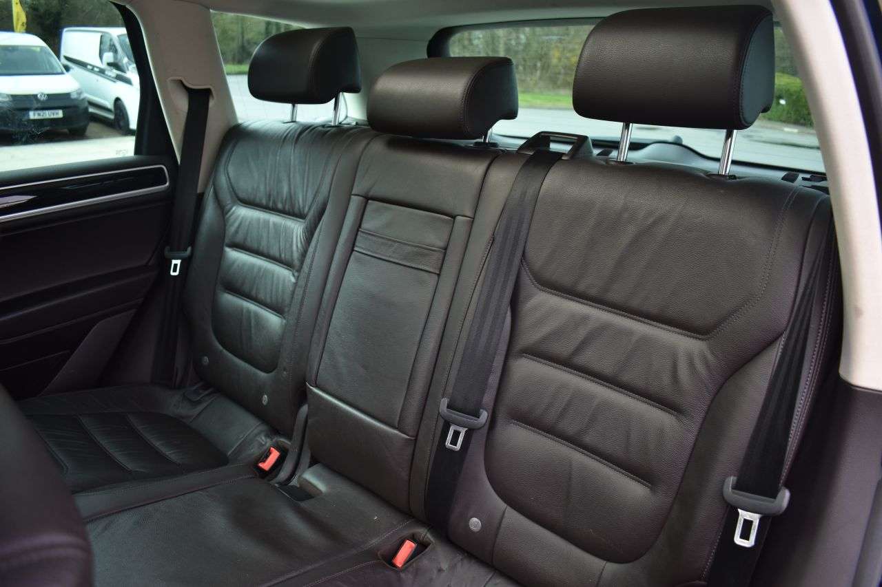 2017 VOLKSWAGEN TOUAREG 2017 VOLKSWAGEN TOUAREG